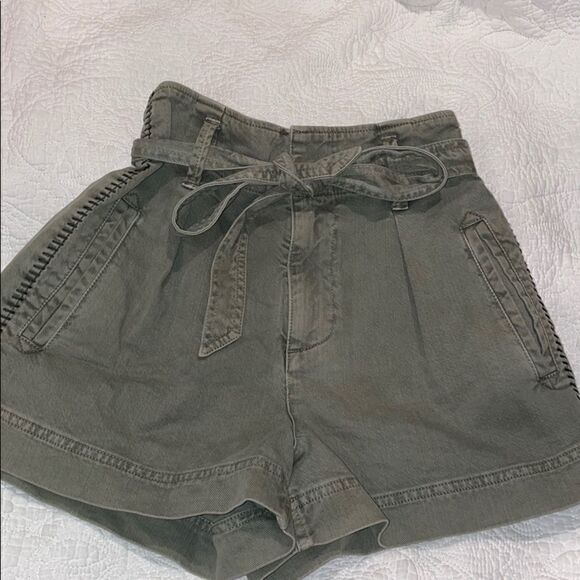 Army Green highwaisted shorts Splendid size S - Picture 1 of 3